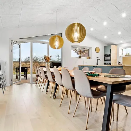 Ferienhaus Beach Front Home In Hadsund With Sauna *